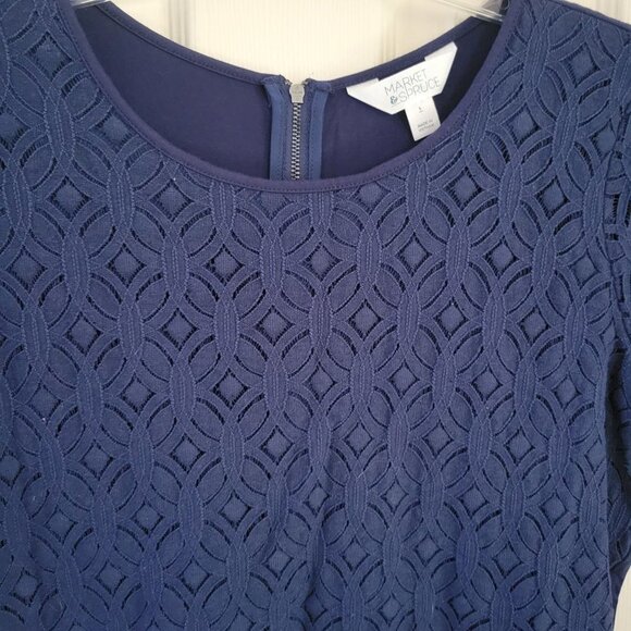 Market & Spruce Sz Large Blue Crochet Lace Lined Back Zip Short Sleeve Blouse - Picture 2 of 8